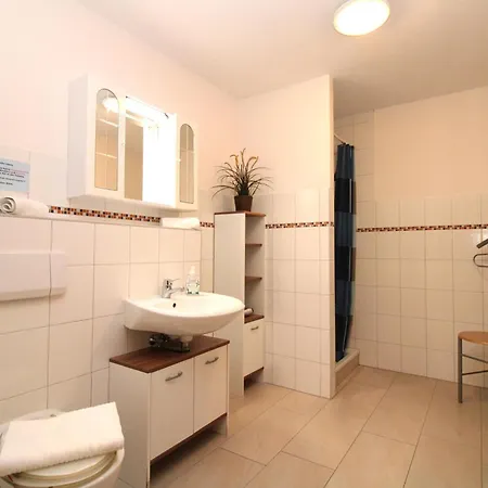 Droese, Haus 8a - 10 아파트