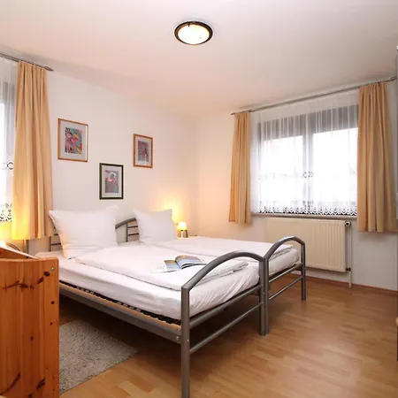 Droese, Haus 8a - 10 아파트